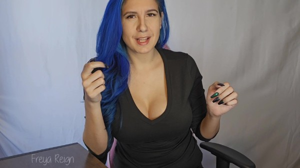 Freya Reign New Boss Notices Your Nail Fetish