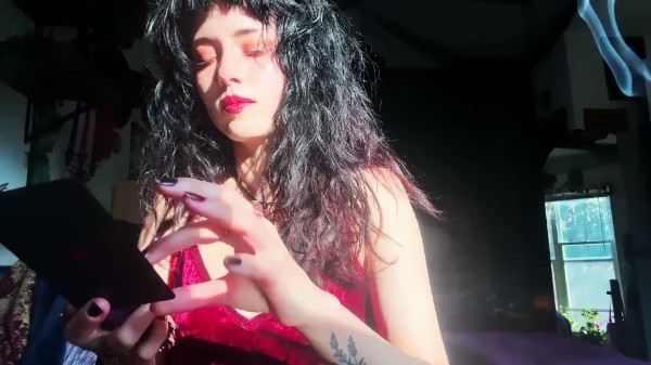 Enchantrixv - Tough Love Tarot Reading