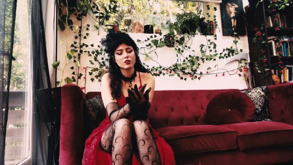 EnchantrixV - Vampyr Goddess Worship