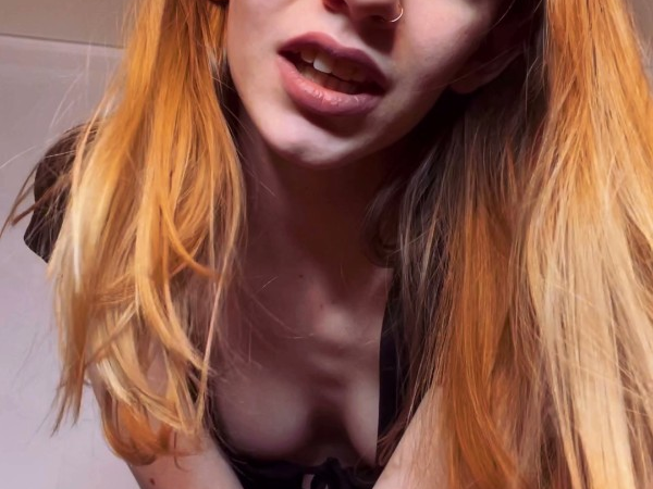 Lucy Spanks - Never Quitting Findom 3840p