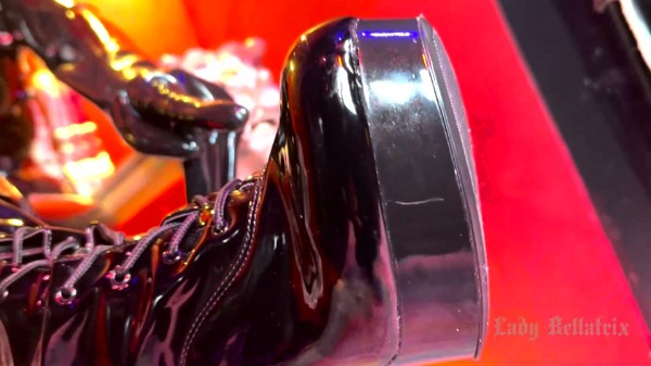 Lady Bellatrix - Queen Of Mean - Worship The Boots Of Your Rubber Queen