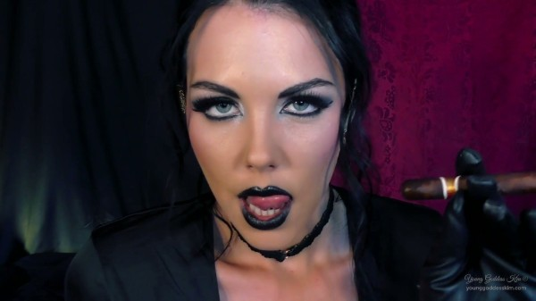 Young Goddess Kim - The Serpent S Kiss - Smoking